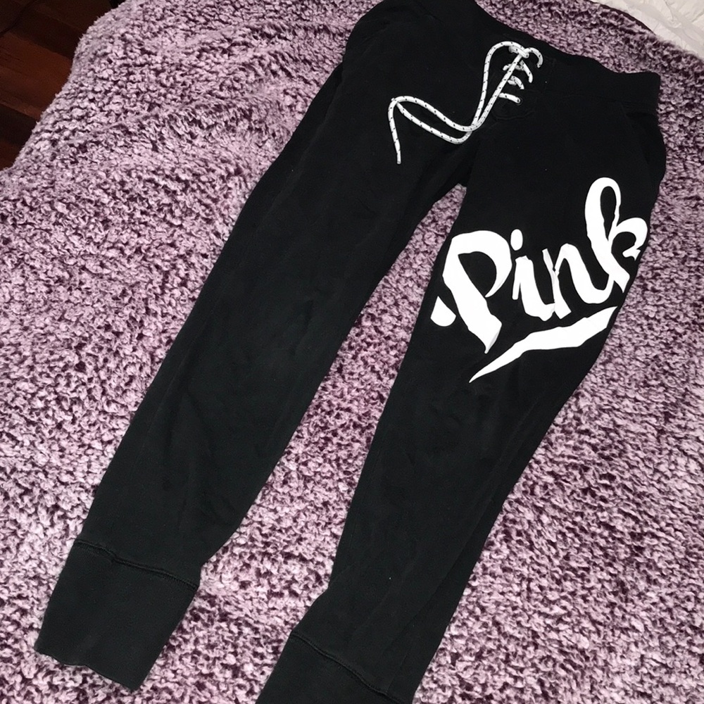 vs pink joggers